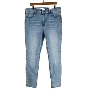 NWT H&M Jeans Womens 18 Light Wash High Waisted Skinny Clean Cut Normcore